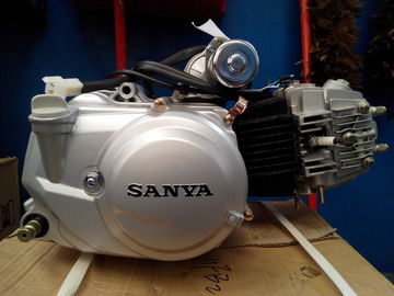 中国 空気によって冷却されるオートバイの取り替えエンジン、単一シリンダー オートバイのエンジン部分 サプライヤー